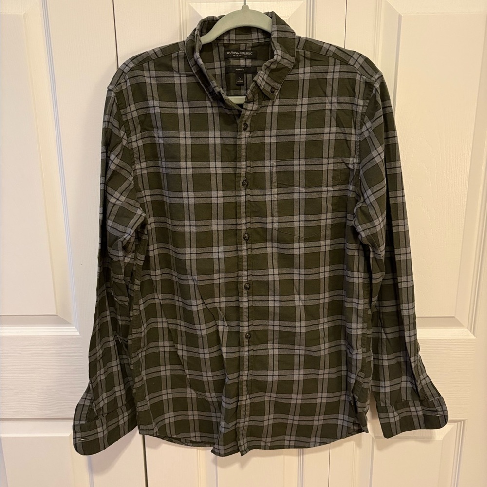 Banana Republic Men's Green Plaid Shirt